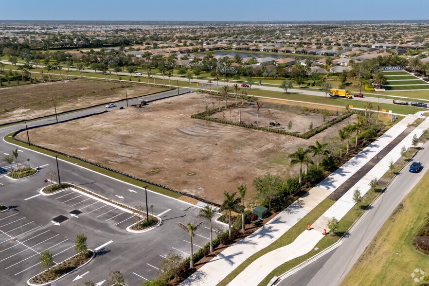 More Photos Of 9850 SW Discovery Way, Port Saint Lucie Unknown For Lease