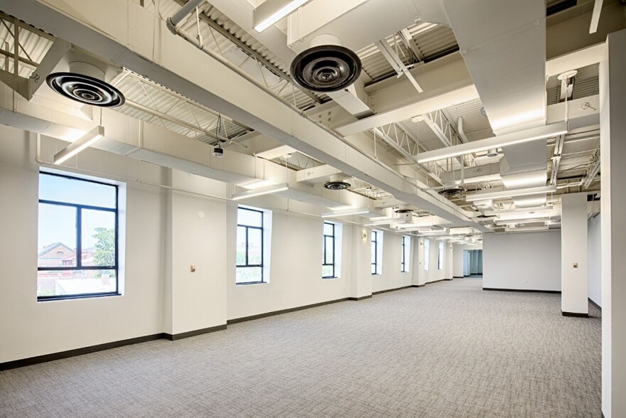 More Photos Of 123 N Pitt St, Alexandria Unknown For Lease