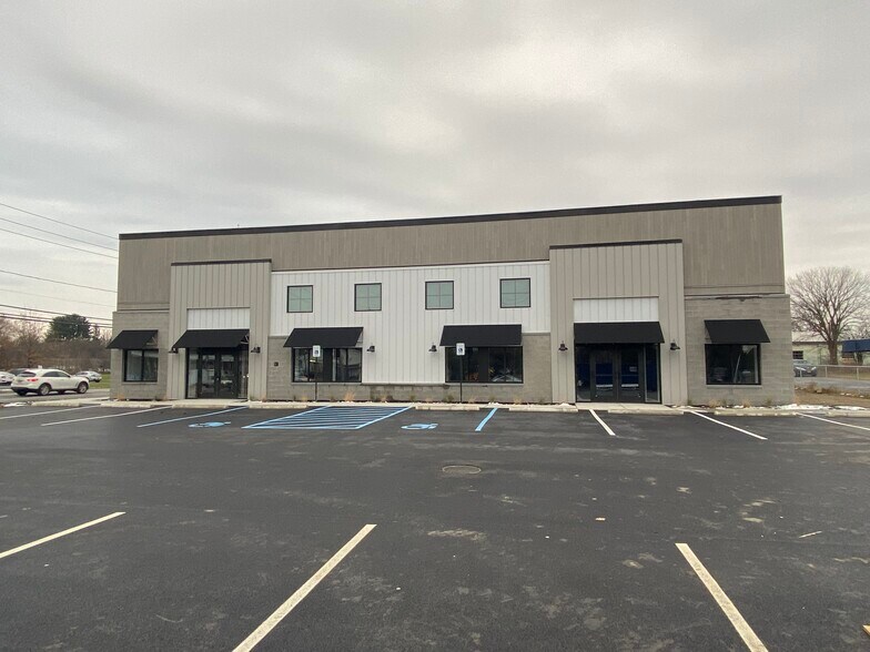 More Photos Of 53 Freemans Bridge Rd, Schenectady Flex For Lease