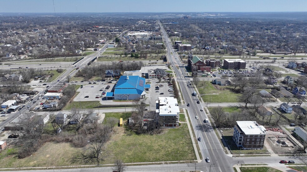 More Photos Of 1614-1620 E Linwood Blvd, Kansas City Apartments For Sale