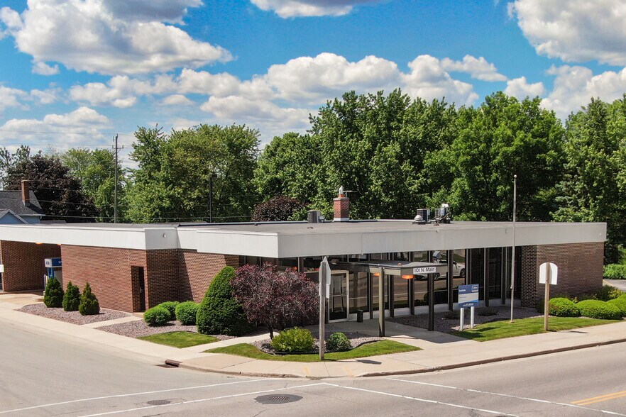 Primary Photo Of 101 N Main St, Black Creek Bank For Sale