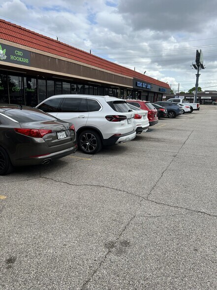 More Photos Of 13660-13670 Westheimer Rd, Houston Auto Repair For Sale