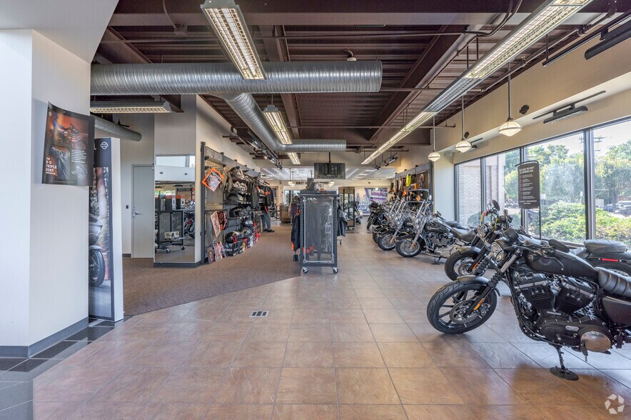 More Photos Of , Danbury General Retail For Sale