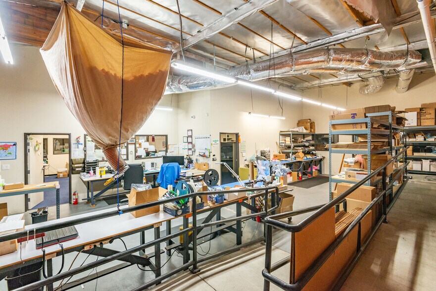 More Photos Of 1511 259th St, Harbor City Warehouse For Sale