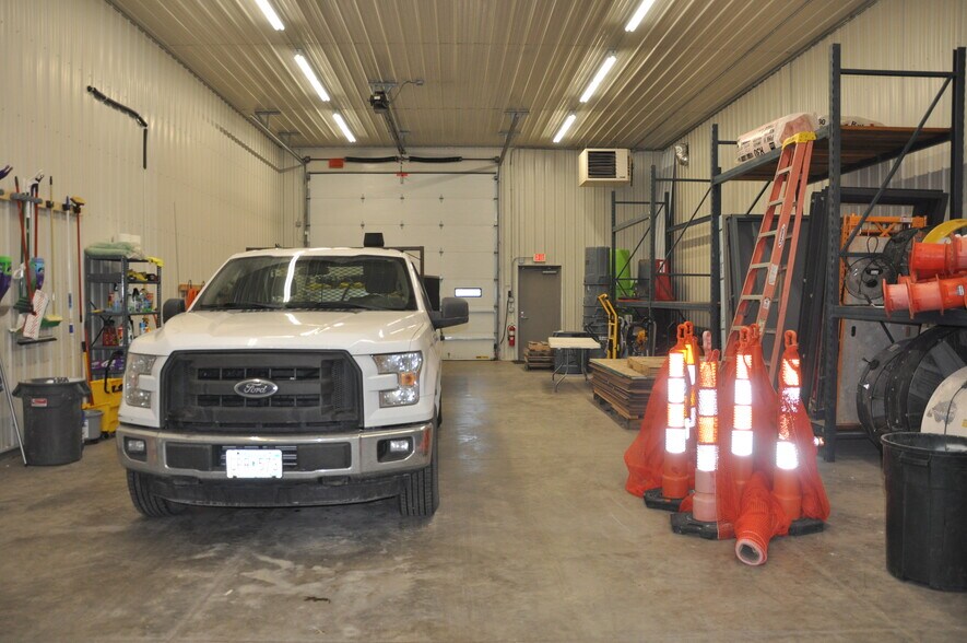 More Photos Of 23823-23865 67th Ave, Saint Cloud Light Distribution For Sale