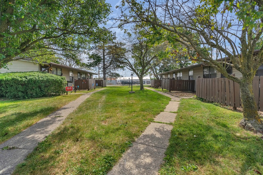 More Photos Of 3033 S P St, Elwood Apartments For Sale