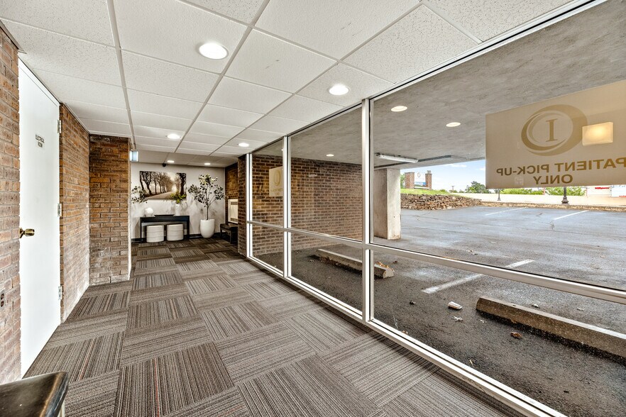 More Photos Of 1494 Old York Rd, Abington Township Medical For Sale