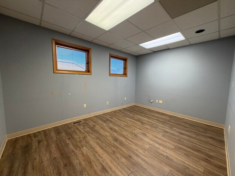 More Photos Of 620 N Alpha St, Grand Island Medical For Sale