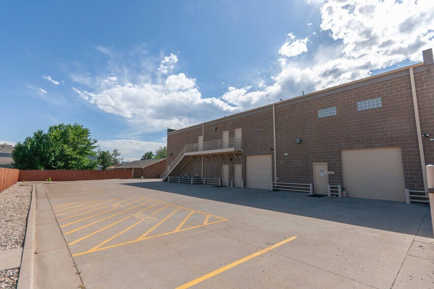 More Photos Of 4194-4208 N Garfield Ave, Loveland Office For Lease