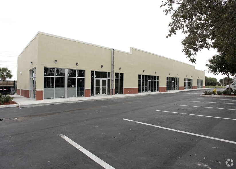 Primary Photo Of 374-400 N Rock Island Rd, Margate Freestanding For Lease