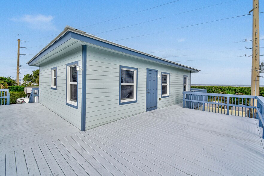 More Photos Of 444 Zephyr Way, Juno Beach Multifamily For Sale