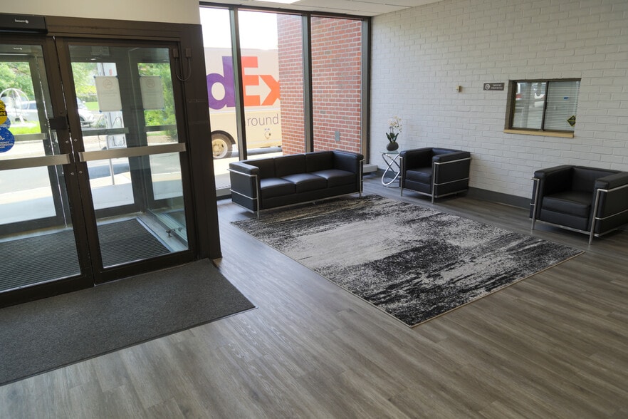 More Photos Of 1460 Livingston Ave, North Brunswick Warehouse For Lease