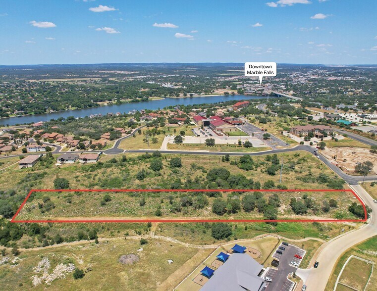 More Photos Of 801 Carazon Dr, Marble Falls Office For Sale