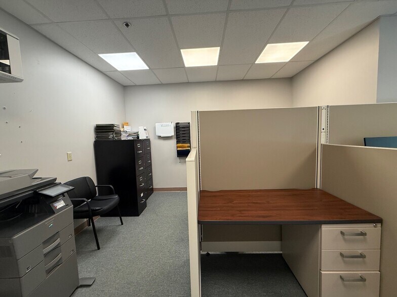 More Photos Of 48 Atlantic Pl, South Portland Office For Lease