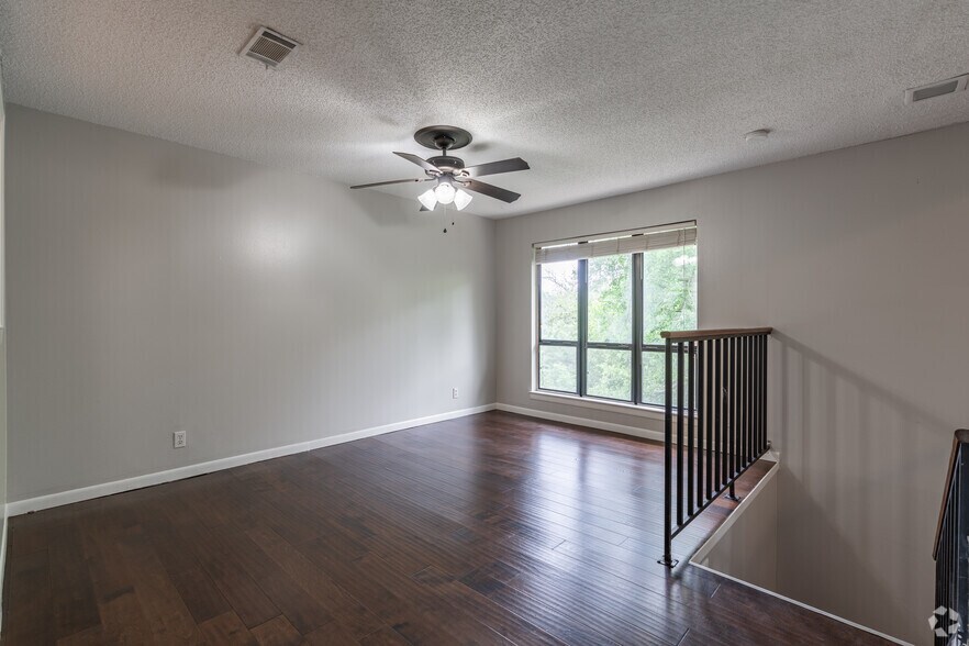 More Photos Of 2800 Stewart Dr, Waco Apartments For Sale