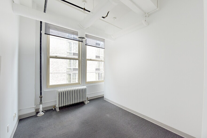 More Photos Of 70 W 36th St, New York Office For Lease