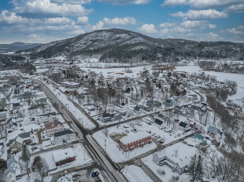 More Photos Of 2 Perkins Pl, Woodsville Apartments For Sale