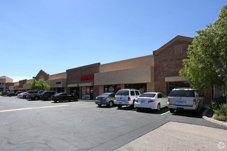 More Photos Of 1130-1184 N Gilbert Rd, Gilbert Storefront Retail Office For Lease