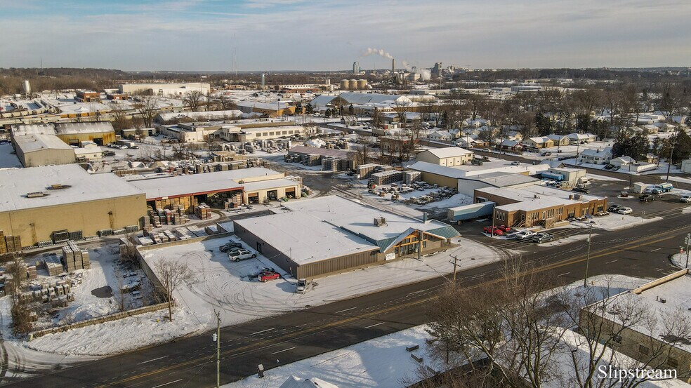 More Photos Of 1623-1635 Chicago Dr SW, Grand Rapids Freestanding For Sale