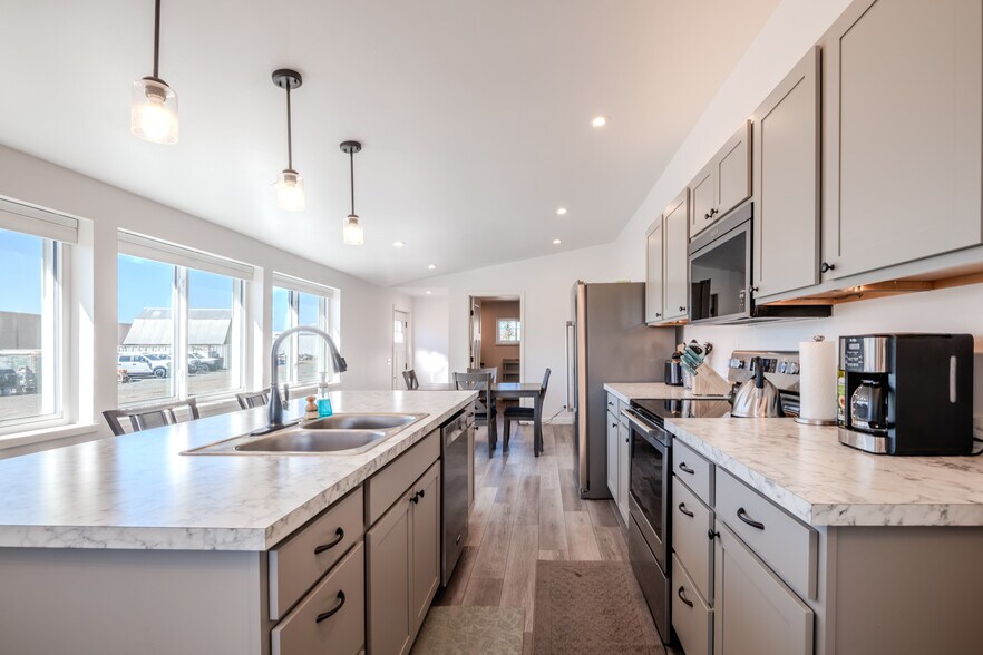 More Photos Of 43950 US Highway 50, Gunnison Flex For Sale