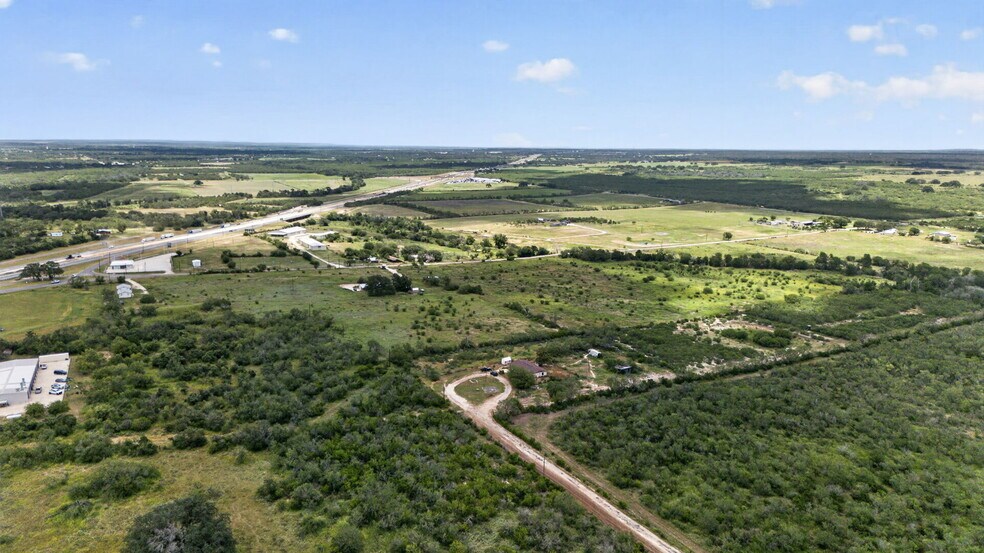 More Photos Of 180 County Road 777, Devine Land For Sale