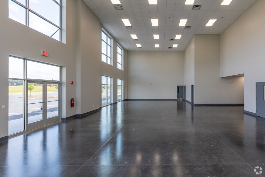 More Photos Of 134 Long Rd, Williamston Distribution For Sale