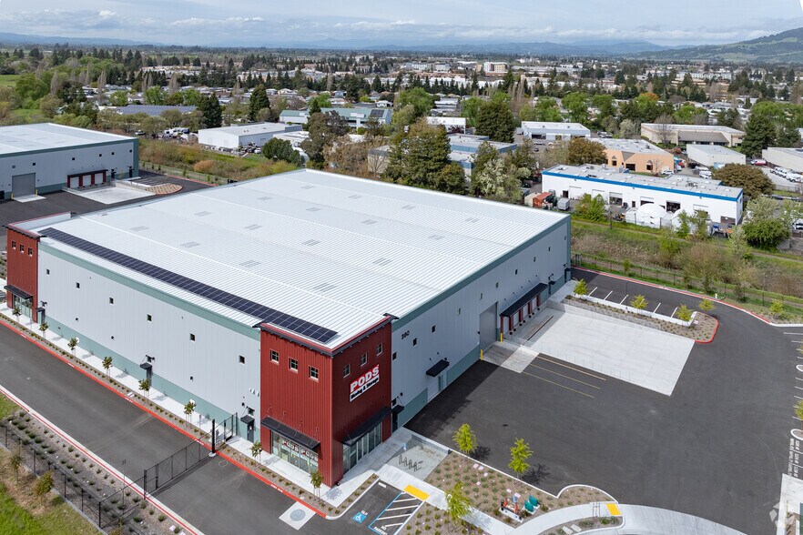 More Photos Of 390 Blodgett St, Cotati Warehouse For Lease
