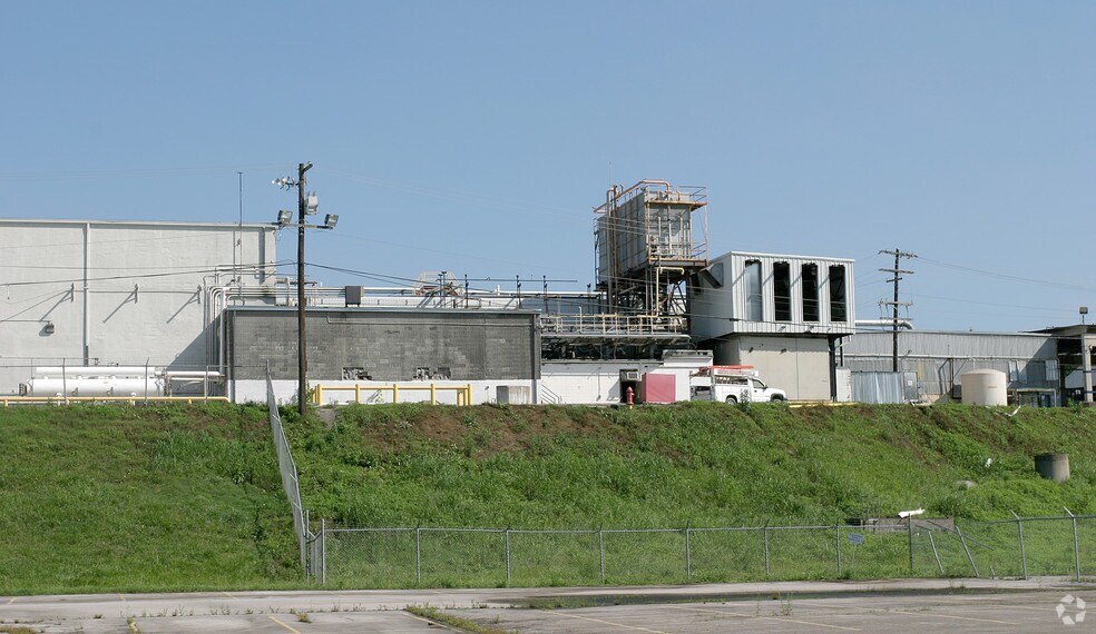 More Photos Of 7200 Will Pond Rd, Trussville Industrial For Sale