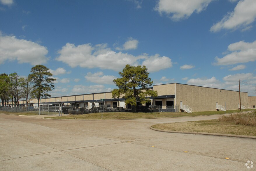 Primary Photo Of 9033-9055 Spikewood Dr, Houston Warehouse For Lease