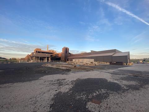 More Photos Of 134 Waupaca Dr, Etowah Manufacturing For Sale