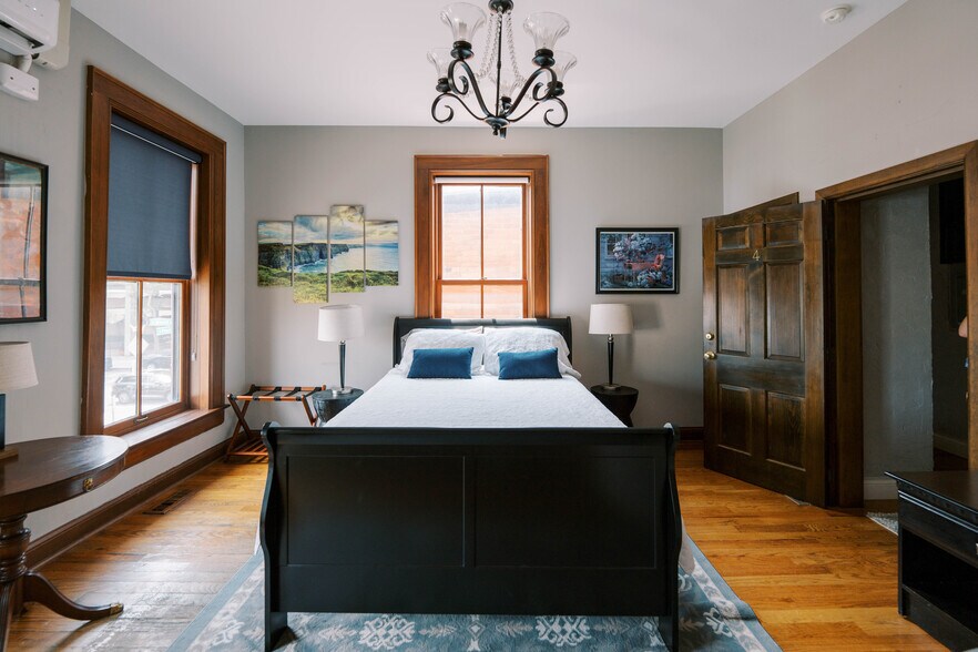 More Photos Of 22-24 E Mound St, Columbus General Retail For Sale