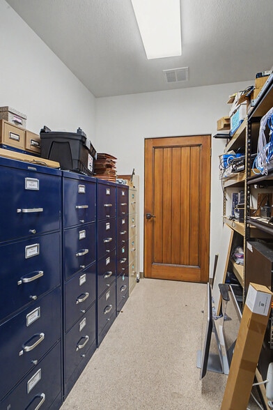 More Photos Of 56 C St NW, Ephrata Office Residential For Sale