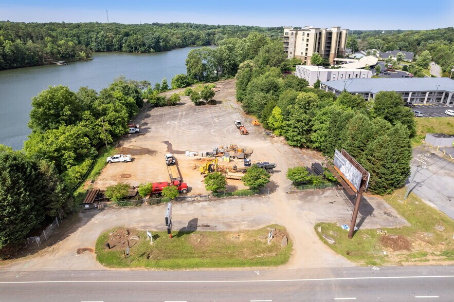 More Photos Of 4403 Clemson Blvd, Anderson Land For Lease