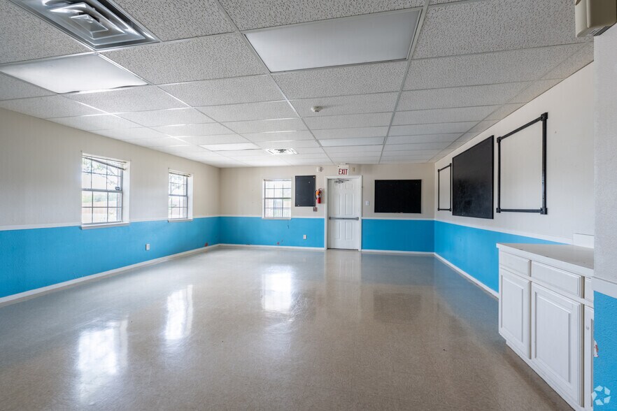 More Photos Of 50 Village Trail, Trophy Club Schools For Sale