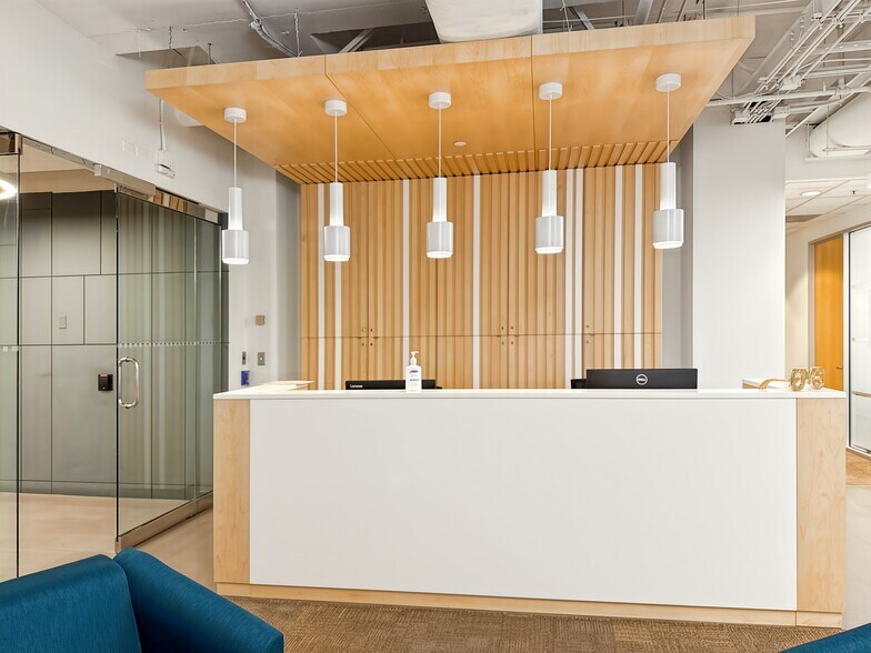 More Photos Of 888 3rd St SW, Calgary Coworking Space