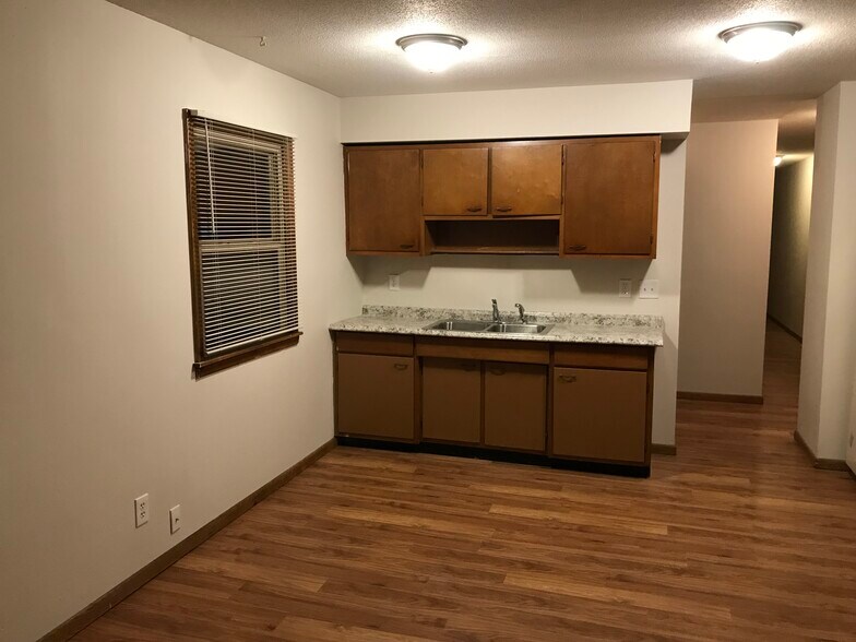 More Photos Of 2824 31st Ave S, Minneapolis Apartments For Sale