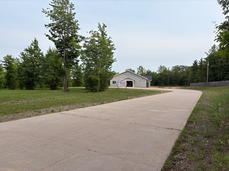 More Photos Of 928 County Road 480, Marquette Service For Sale