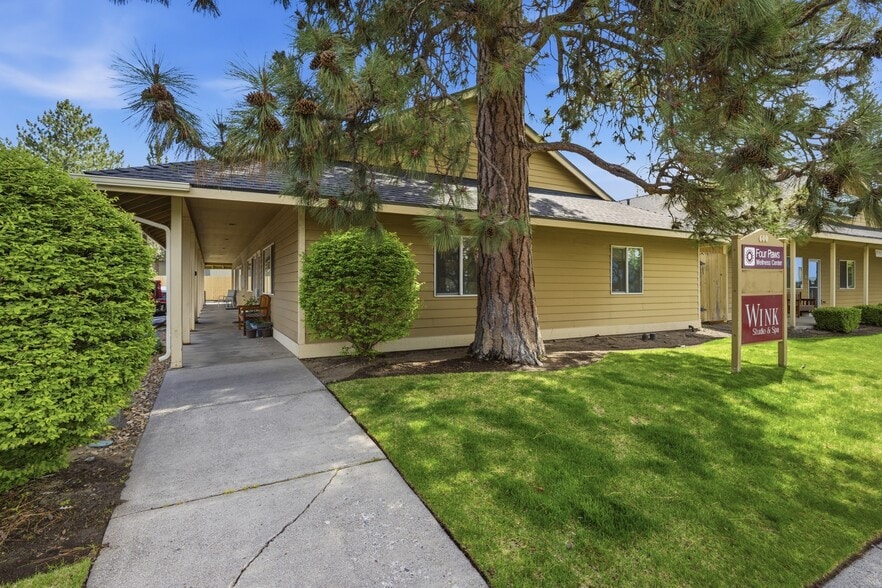 Primary Photo Of 600 NE Savannah Dr, Bend General Retail For Lease