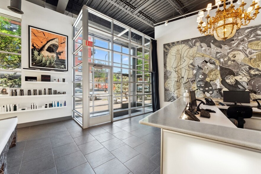 More Photos Of 605-607 NE Central Ave, Minneapolis Freestanding For Sale