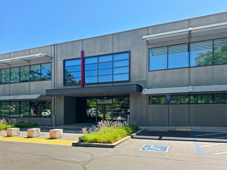 More Photos Of 333 University Ave, Sacramento Coworking Space