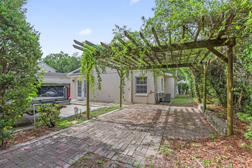 More Photos Of 1501 E Robinson St, Orlando Office Residential For Lease