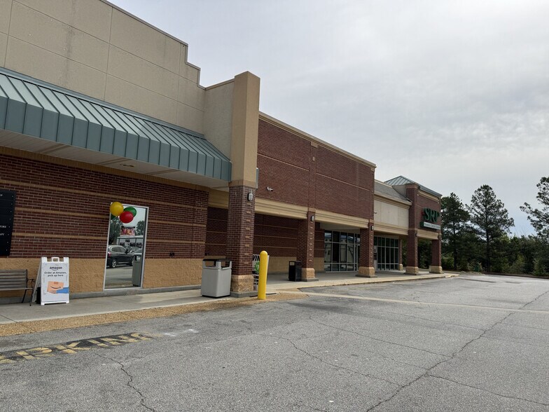 More Photos Of 2215 Tobacco Rd, Augusta Bank For Lease
