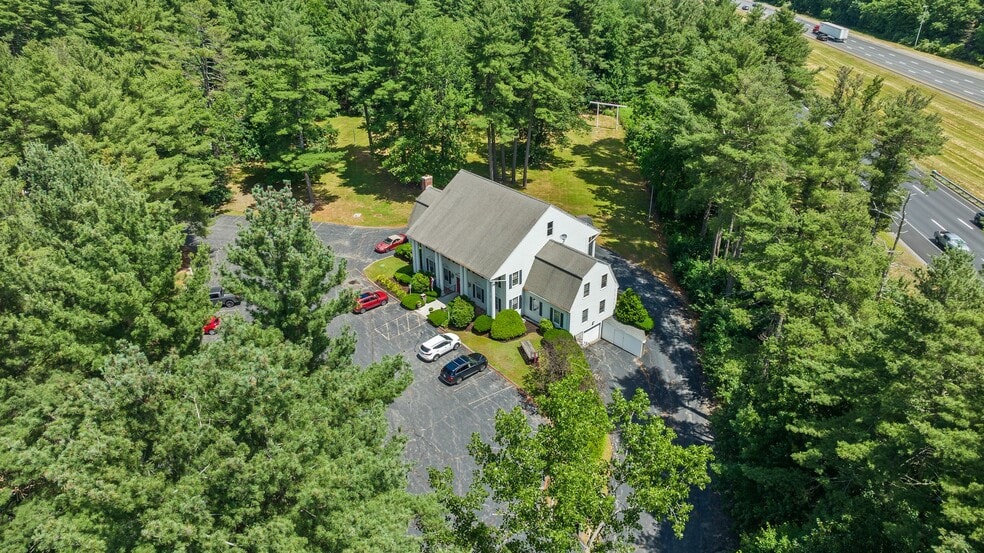 More Photos Of 47 Sugar Rd, Bolton Freestanding For Sale