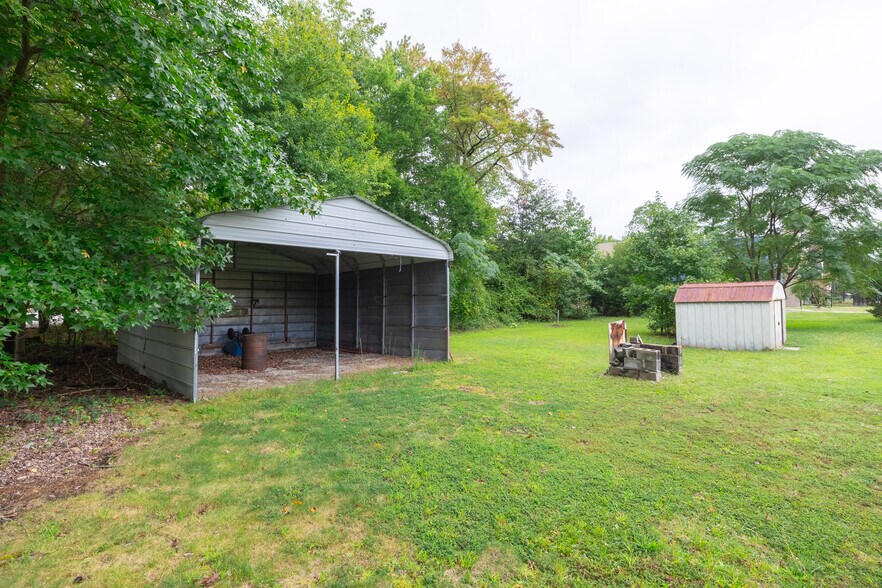 More Photos Of 4933 George Washington Mem Hwy, Yorktown Land For Sale