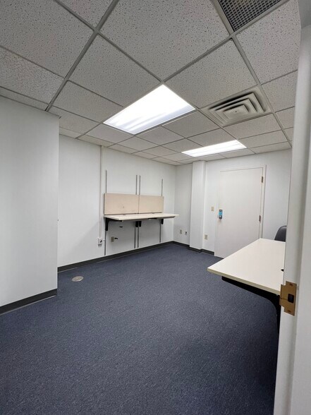 More Photos Of 21245 Lorain Rd, Fairview Park Medical For Lease