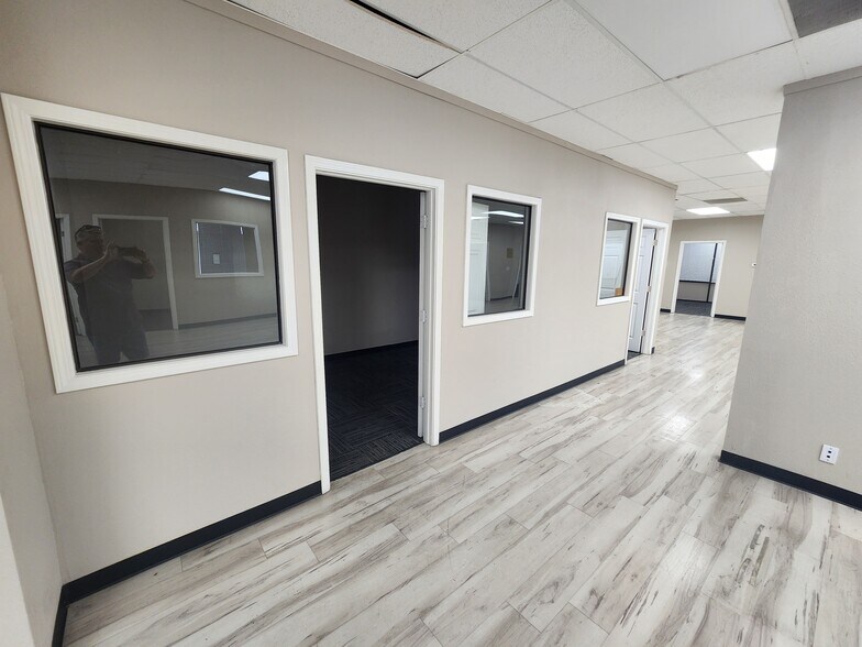 More Photos Of 5200-5252 Sunrise Blvd, Fair Oaks Unknown For Lease