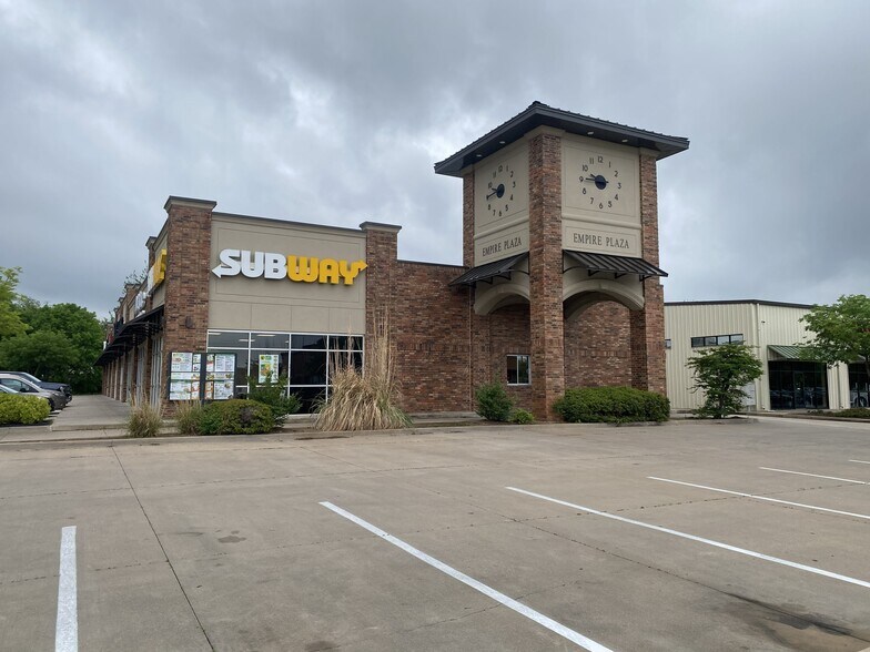 Primary Photo Of 3050 N Classen Blvd, Norman Unknown For Lease