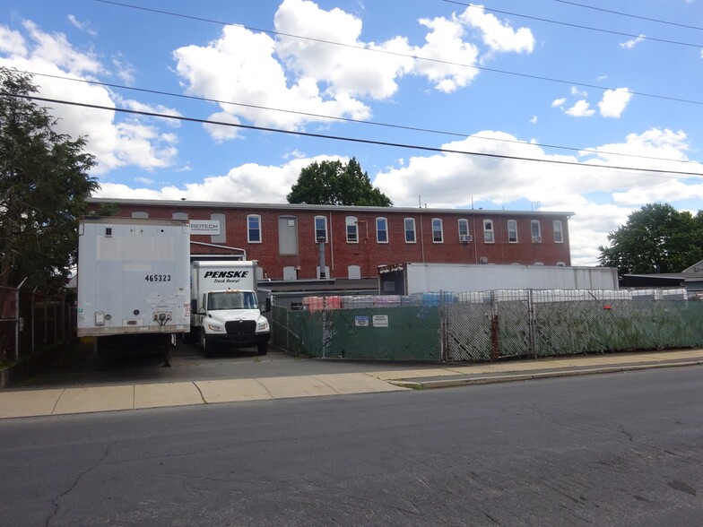 More Photos Of 3146 Marion St, Laureldale Manufacturing For Sale