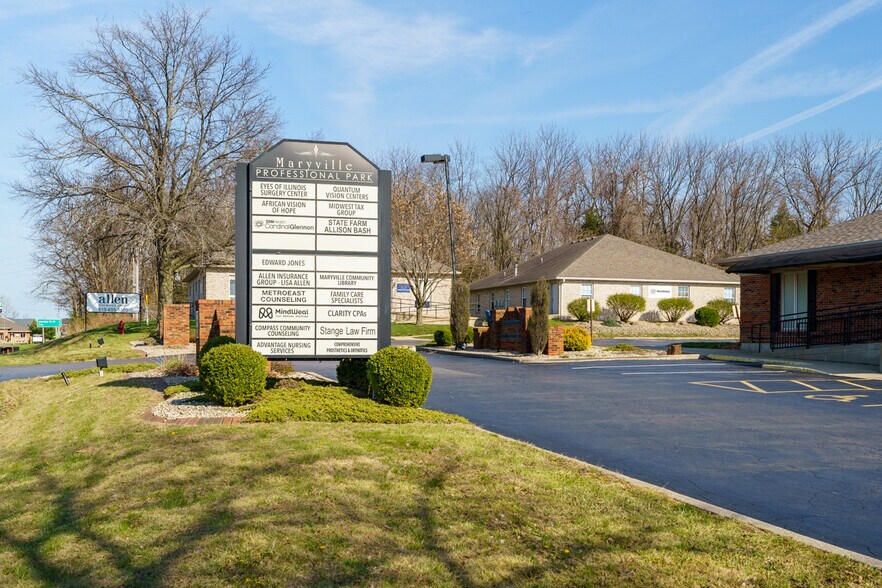 More Photos Of 22 Professional Park Dr, Maryville Office For Lease