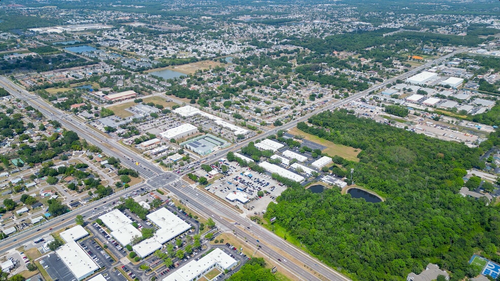 More Photos Of 5776 Hoffner Ave, Orlando Unknown For Lease